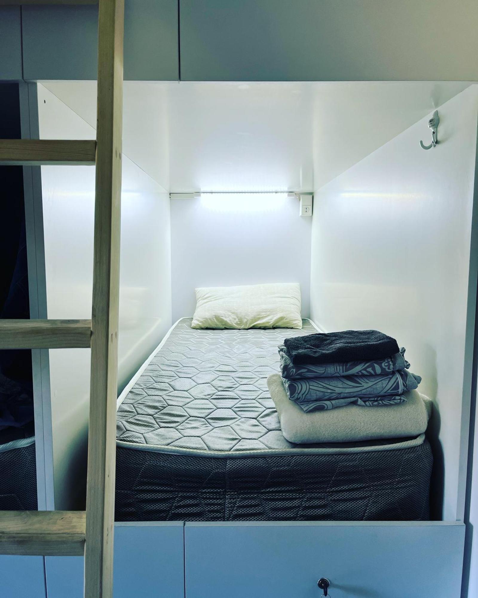Hostel La Casa ディリジャン エクステリア 写真